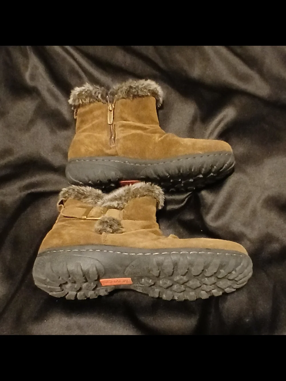 Khombu Women's Lindsey All-Weather Suede Boots